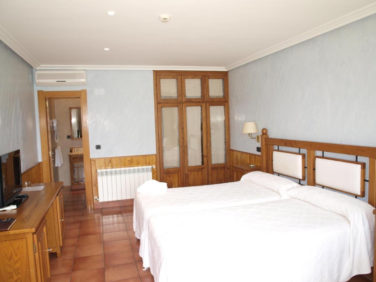 Hotel Don Silvio Коломбрес Номер фото